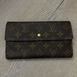 Authentic Louis Vuitton Long Wallet